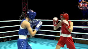Казахстанка с нокдаунами выиграла стартовый бой на ЧА по боксу