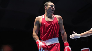 Казахстанский боксер победил бронзового призера Олимпиады