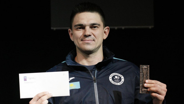 Казахстанец выбил титана мирового фехтования и завоевал медаль Кубка мира