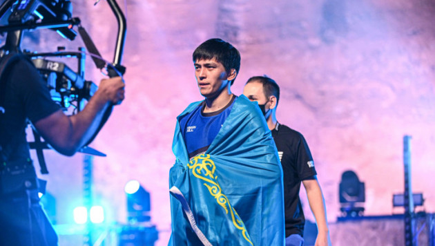 Казахстанский чемпион стал на шаг ближе к подписанию в UFC