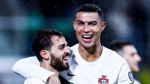 Роналду зажигает за сборную Португалии: оформил дубль, обновил мировой рекорд и получил желтую за симуляцию