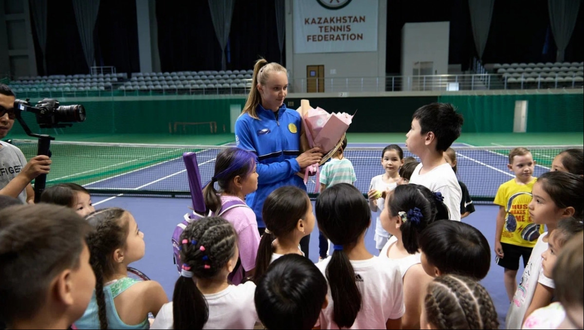 Елена Рыбакина перечислила 35 миллионов тенге будущим звездам тенниса в  Казахстане | Спортивный портал Vesti.kz