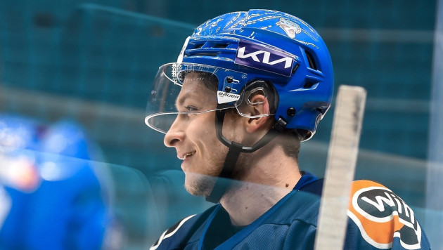 Хоккеист сборной Казахстана собрался в НХЛ. Подробности