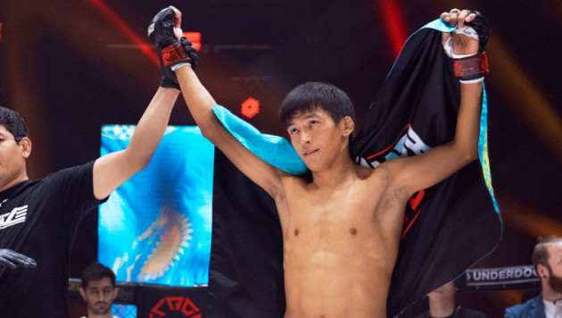 Казахстанский боец с рекордом 16-0 перешел в UFC