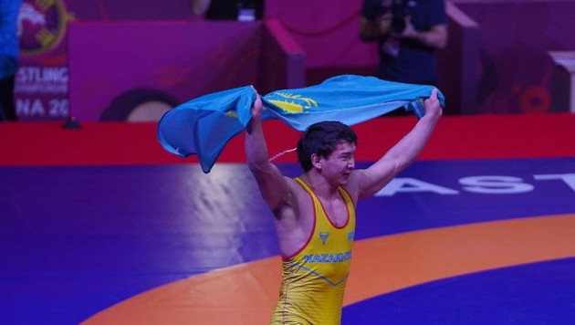 Казахстан завоевал четвертое золото на чемпионате Азии по борьбе