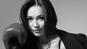 Красавица-боксер из Казахстана отказалась от боя в профи и назвала причину