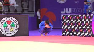 Елдос Сметов проиграл узбеку и остался без медали на чемпионате мира по дзюдо