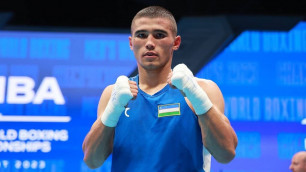 Просившийся в сборную Казахстана узбекский боксер с нокдауном вышел в финал ЧМ-2023