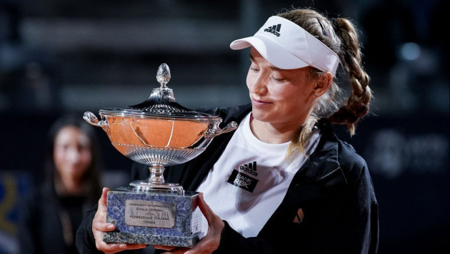 WTA отметила успех Елены Рыбакиной