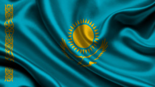 Самый большой флаг Казахстана развернули в поддержку заявки страны на проведение ЧМ-2027 по хоккею