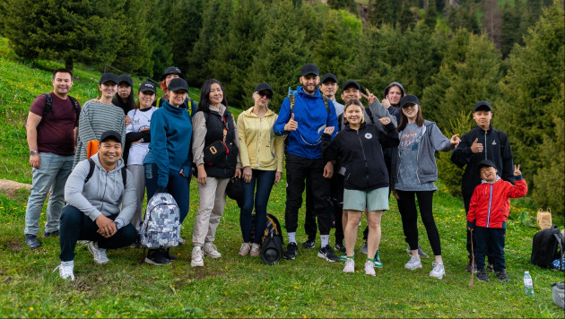 Пикник с чемпионом и мастер-класс по нунчакам: как прошли выходные у алматинцев