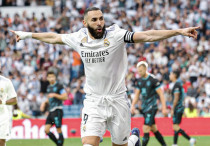 ©twitter.com/Benzema