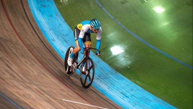 Казахстанец завоевал серебро чемпионата Азии по велоспорту на треке