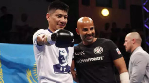 Казахстанец жестко нокаутировал небитого чемпиона в историческом бою