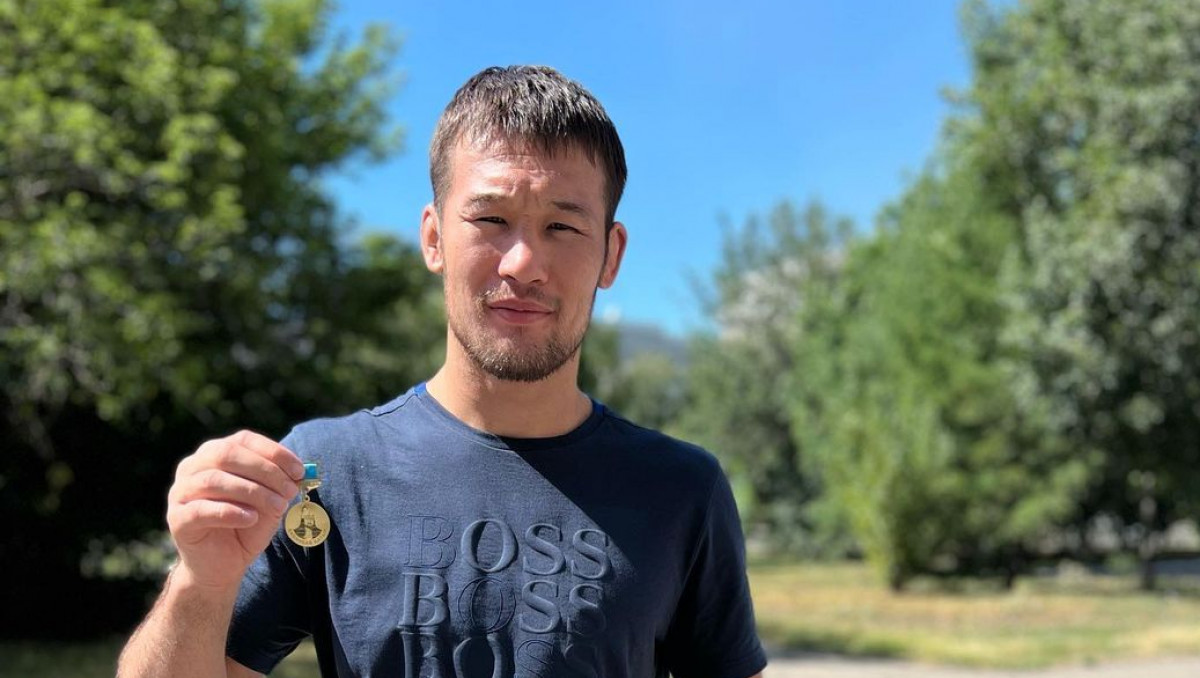 Французский рэпер выпустил трек про Шавката Рахмонова