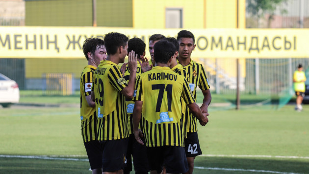 Игроки молодежной команды "Кайрата" подрались с шымкентскими болельщиками