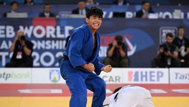 Казахстан выиграл золото на чемпионате мира по дзюдо