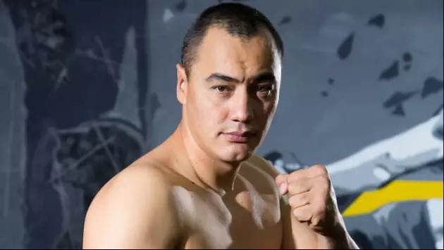 В Казахстане покажут в прямом эфире дебютный бой небитого супертяжа Кособуцукого в США