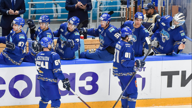 Казахстанский хоккеист забросил дебютную шайбу в КХЛ