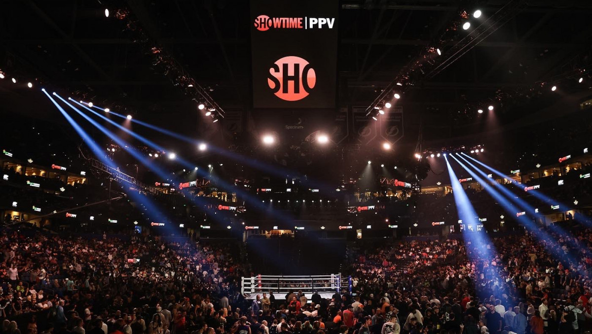 "Давно пора убрать это го**о из эфира". Глава UFC отреагировал на "уход" Showtime из бокса и ММА