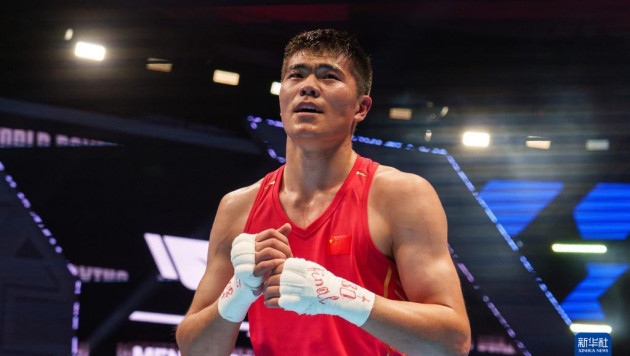 Казахский боксер завоевал золото на Азиаде