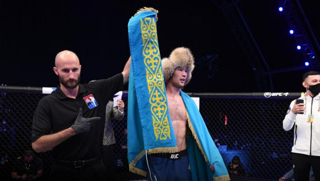Шавкат Рахмонов поднялся в рейтинге UFC