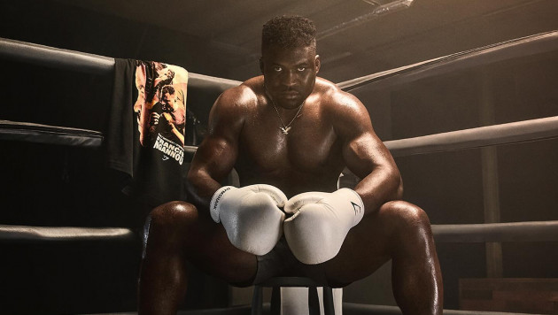 Чемпион тяжелого веса выбыл из UFC 295: реакция Фрэнсиса Нганну