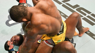 Проспект из Бразилии установил новый рекорд в главном бою турнира UFC