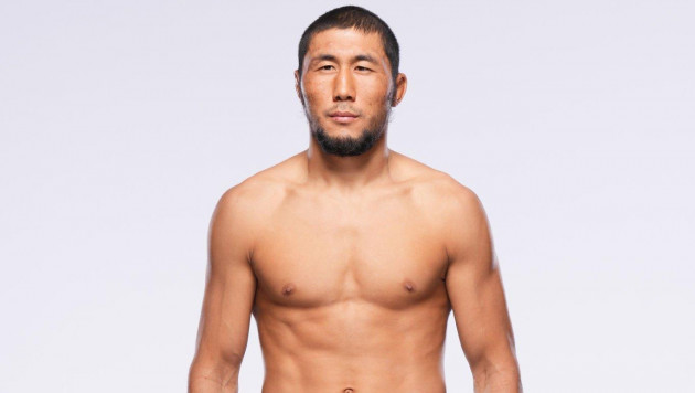 В UFC дебютирует мощный нокаутер из Кыргызстана. Он дерется в весе Рахмонова