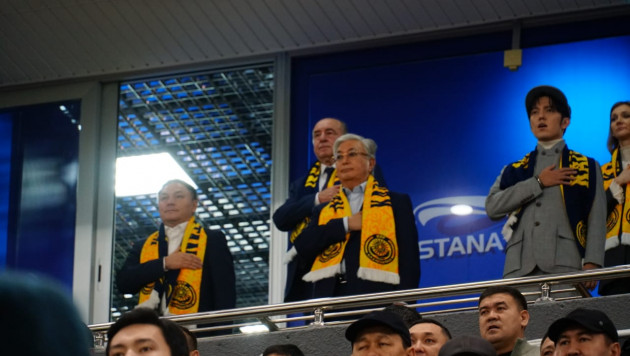 Токаев прибыл на стадион поддержать сборную Казахстана в матче с Сан-Марино
