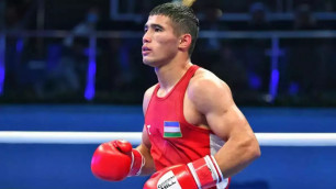 Просившийся в сборную казахский боксер с нокдауном выиграл золото в Узбекистане