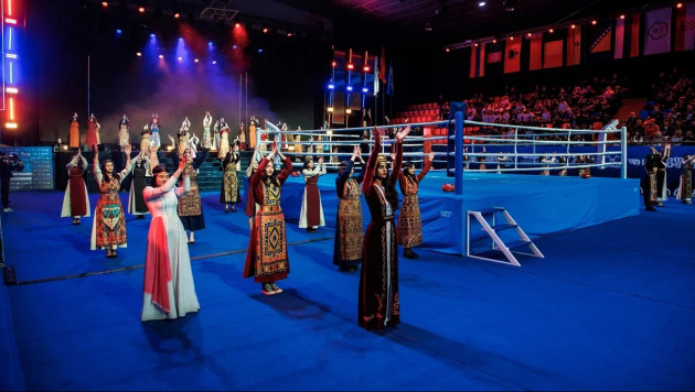 Казахстан с нокаутом гарантировал себе медаль юниорского ЧМ-2023 по боксу