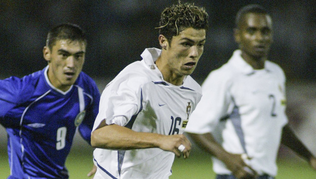 Дебют Роналду, "золотой" гол и подвиг Логвиненко. Как Казахстан играл с соперниками по Евро-2024