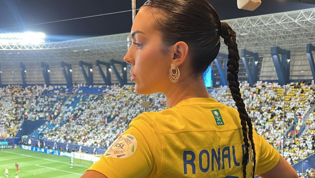 Джорджина "опозорила" Роналду после скандального поражения от команды Неймара