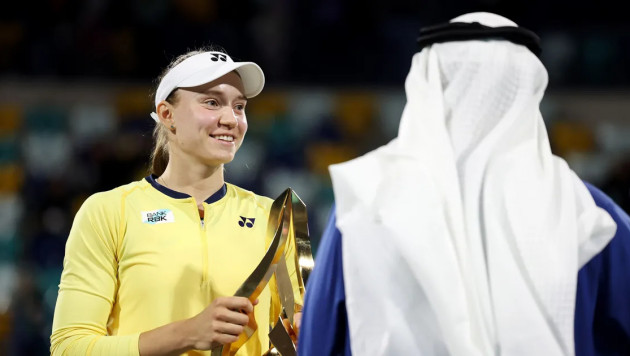 Рыбакина оторвалась от первой ракетки мира в чемпионской гонке WTA