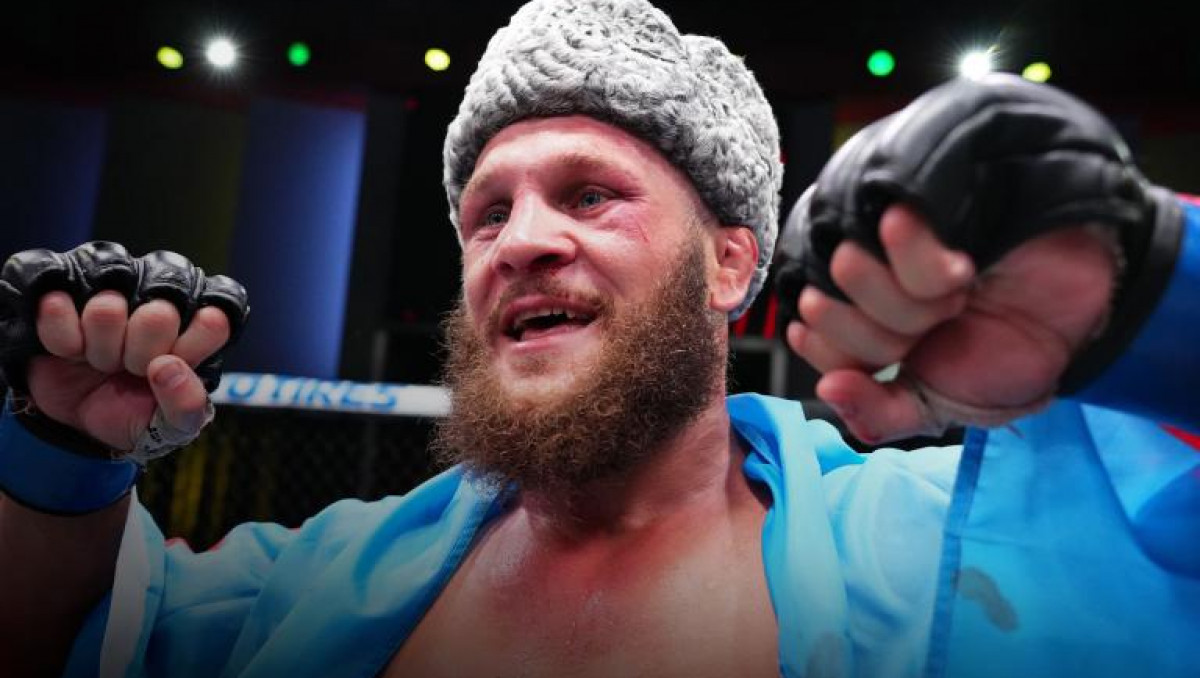 Боец UFC из Казахстана назвал лучшего ударника в промоушене