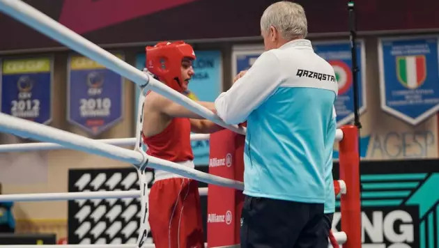 Прямая трансляция боев казахстанских боксеров за Олимпиаду-2024