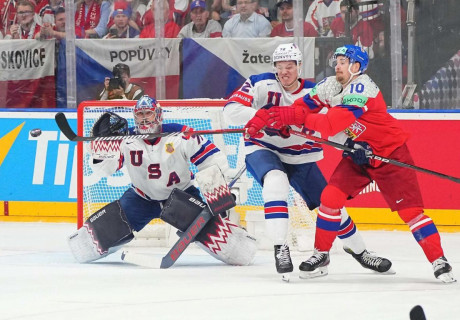 ©iihf.com