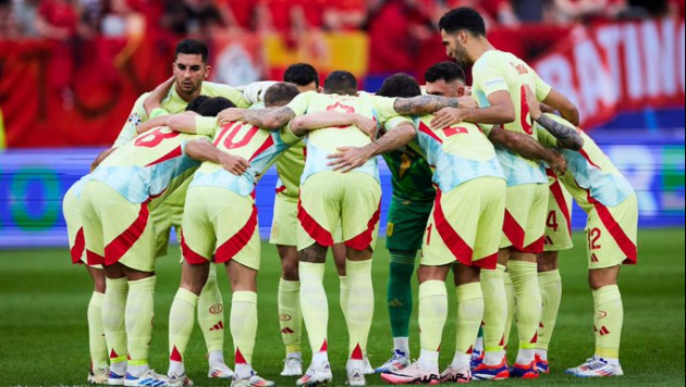 Испания готовится распрощаться с легендарной футбольной традицией