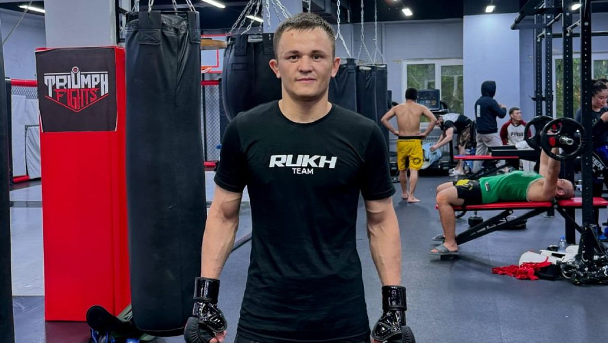 Казах впечатлил руководство UFC. Ему пообещали "легкий" бой