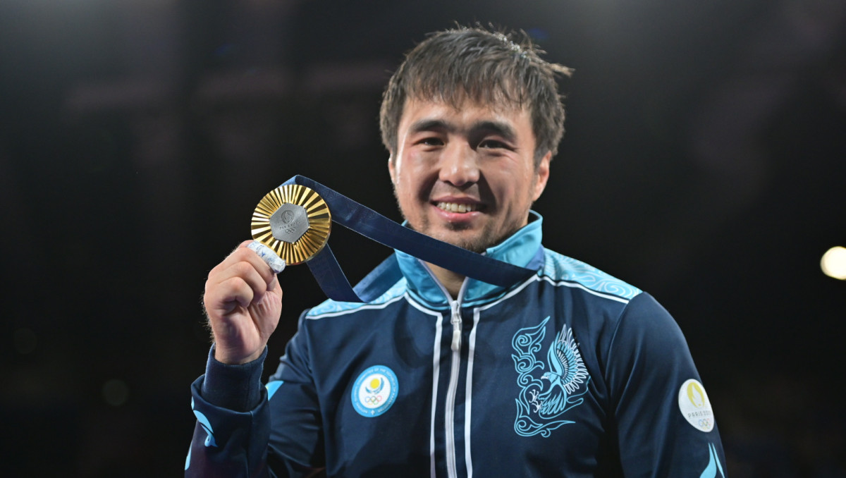 Золото Сметова, или сколько казахстанцы заработали на старте Олимпиады-2024