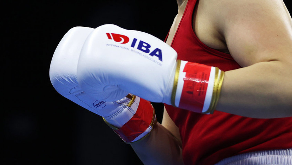 IBA наградила боксершу, проигравшую трансгендеру на Олимпиаде в Париже