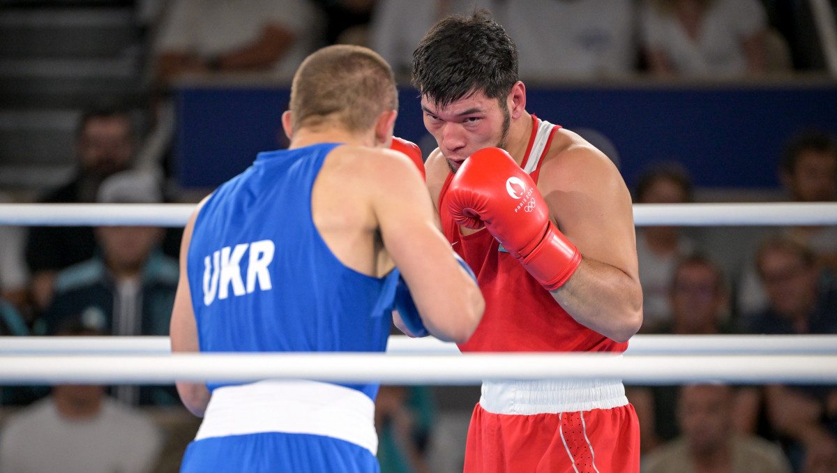 "В Казахстане не бокс, а обнимашки". Олимпийский чемпион объяснил провал в Париже