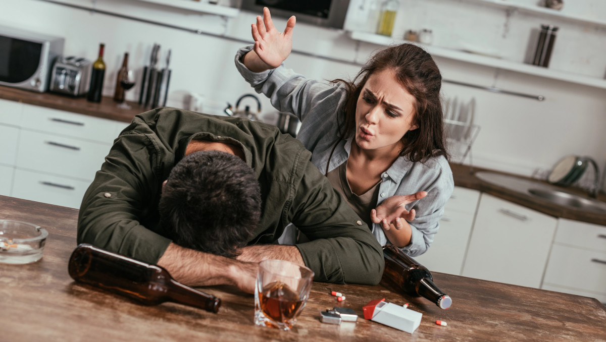 Стало известно, почему алкоголь влияет на память и вызывает деменцию