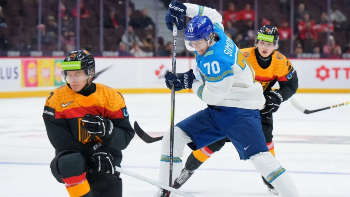 Казахстанский игрок выбрал между "Барысом" и Канадой