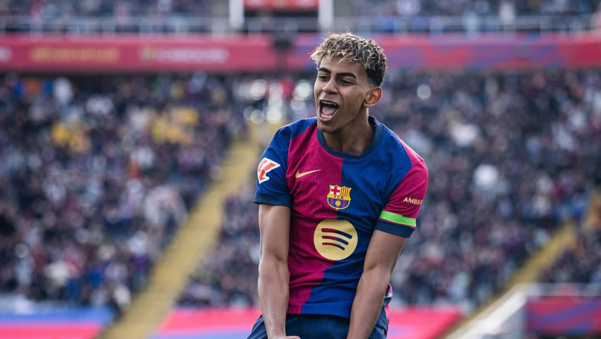 "Барселона" в 19 раз повысила зарплату 17-летнему вундеркинду