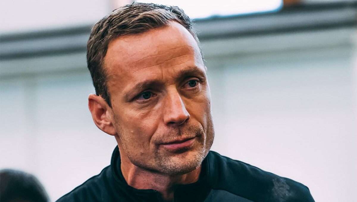 Стала известна зарплата экс-игрока "Челси", возглавившего  "Шахтер"