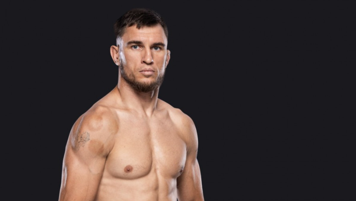 Казахстанец получил соперника за 4 дня до боя в UFC