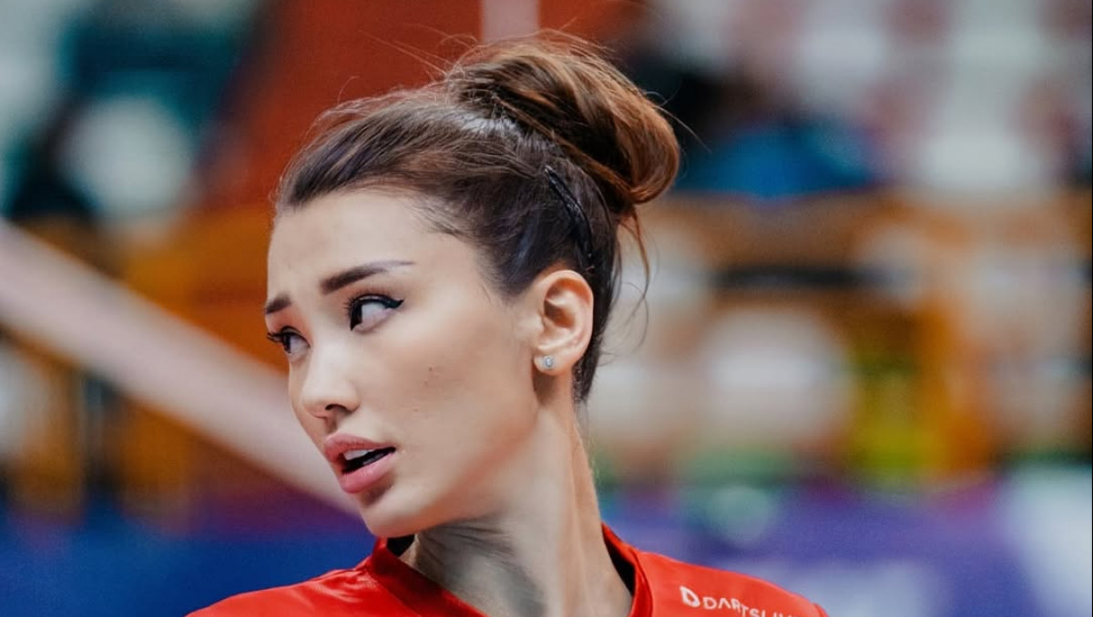 Алтынбекова хочет еще пятерых детей и выглядеть как их сестра