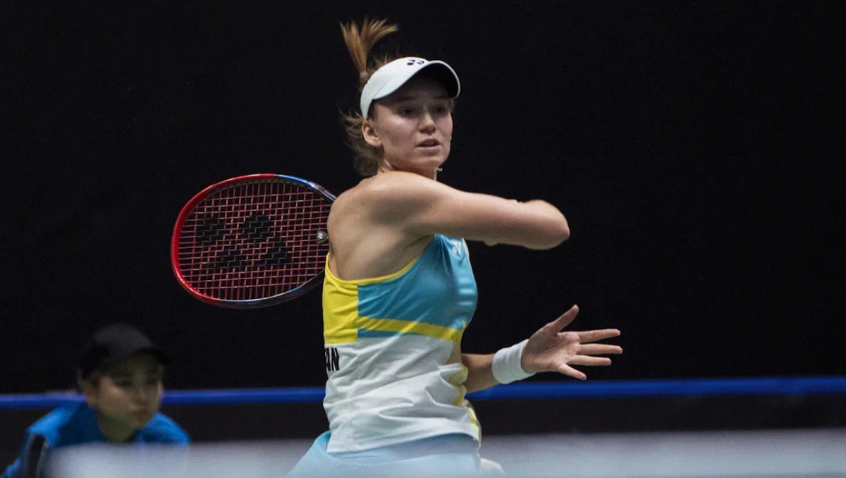 Елена Рыбакина прокомментировала сенсационное поражение от 17-летней россиянки